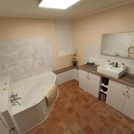 Holiday home La Maison De La Cloche *